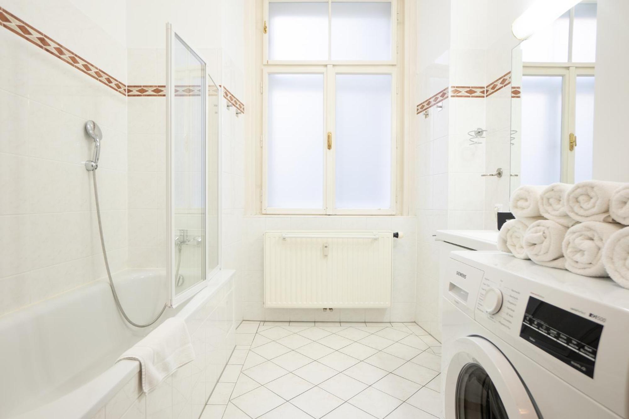 Cozy 1br Near Opera - 24h Self Check-in * Wien