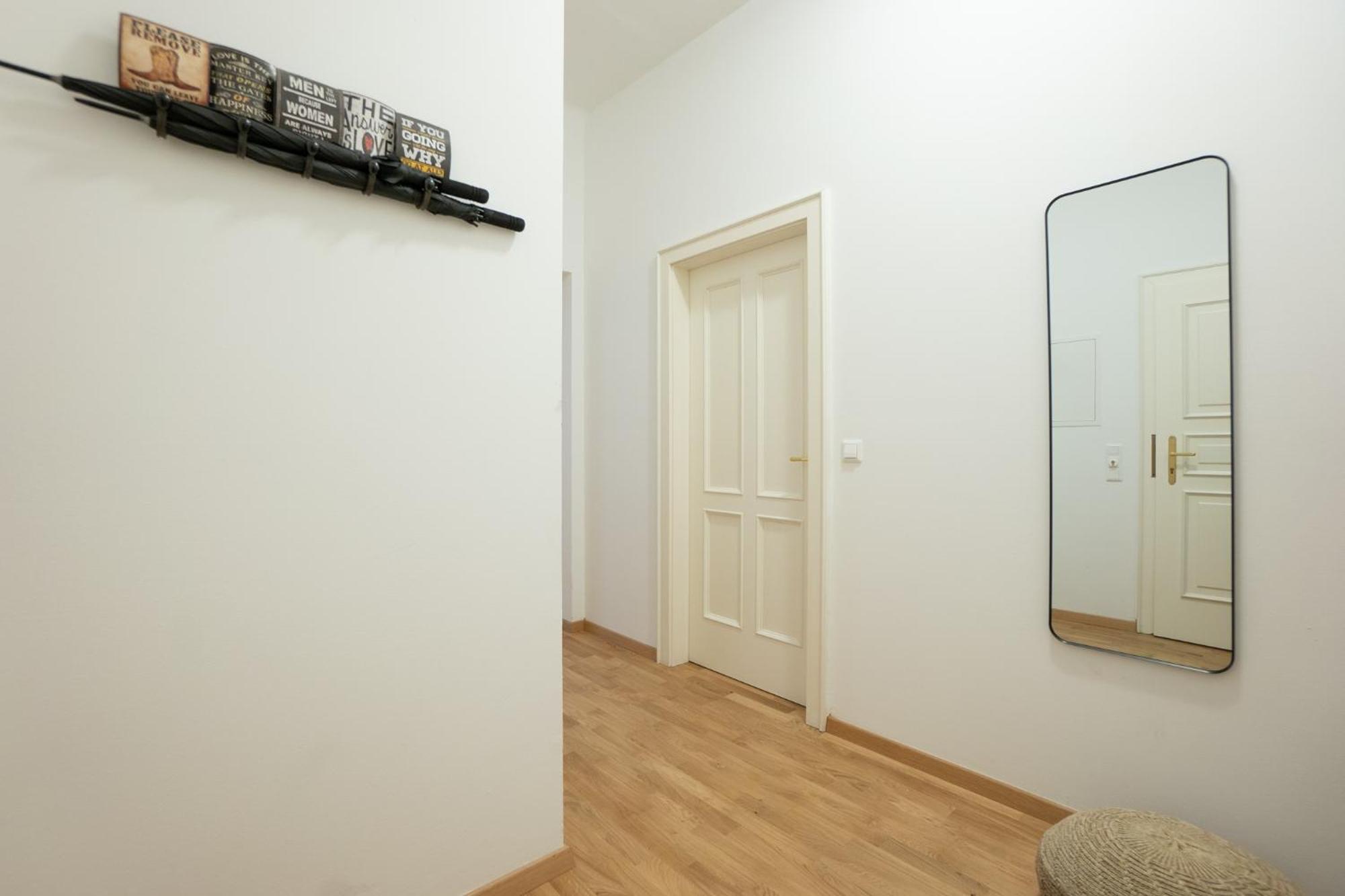 Cozy 1br Near Opera - 24h Self Check-in Apartment *